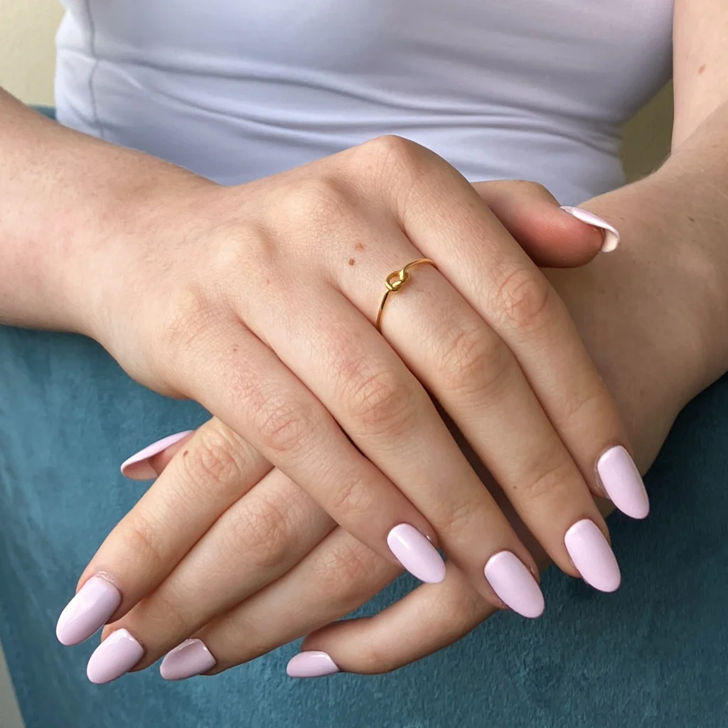 9ct Gold Delicate Loveknot Ring | Kalli - Image 4