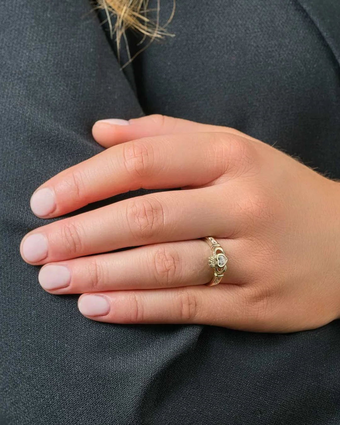 9ct Gold Cubic Zirconia Claddagh Ring | Solvar - Image 3