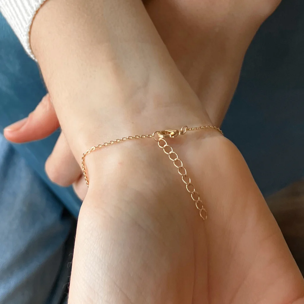 18ct Gold Plated Interlocking Circles Bracelet | Avila - Image 5