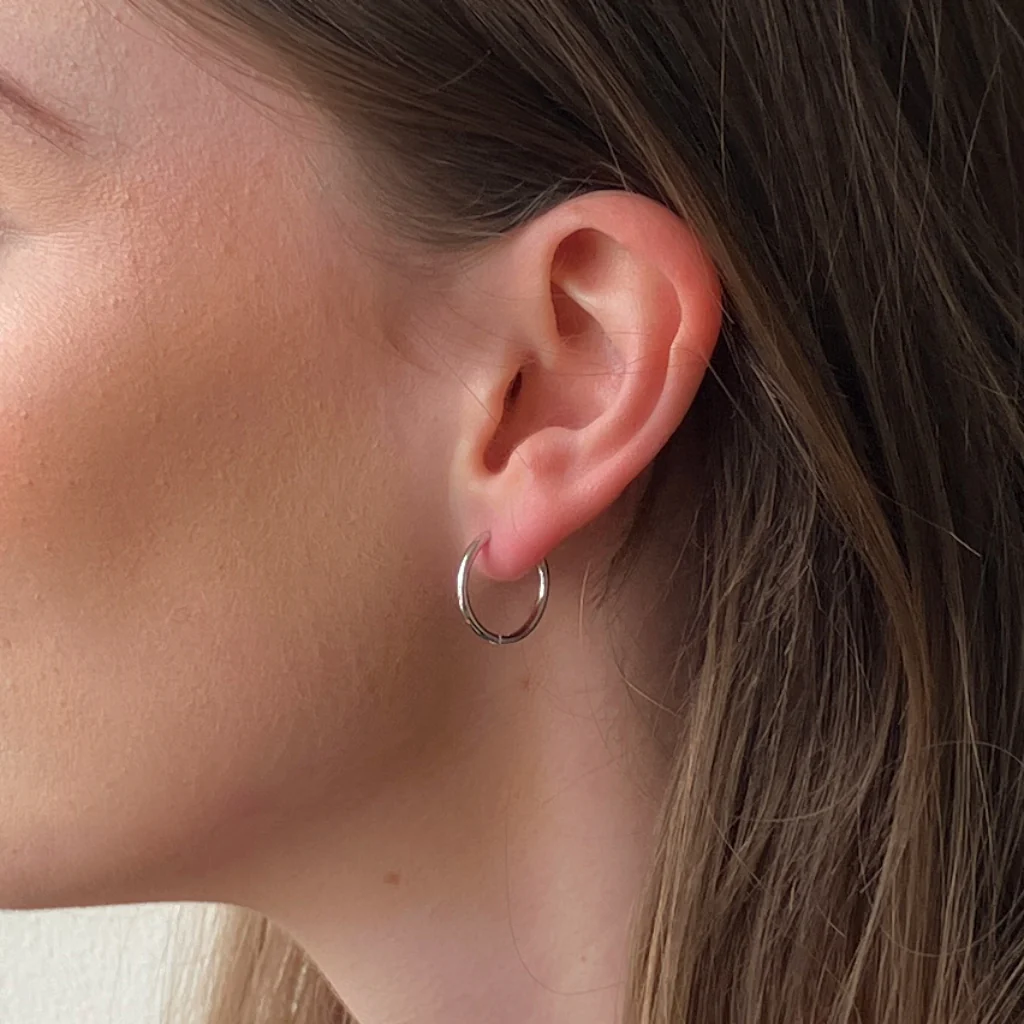 Sterling Silver Hinged Huggie Hoop Earrings | Besse - Image 11
