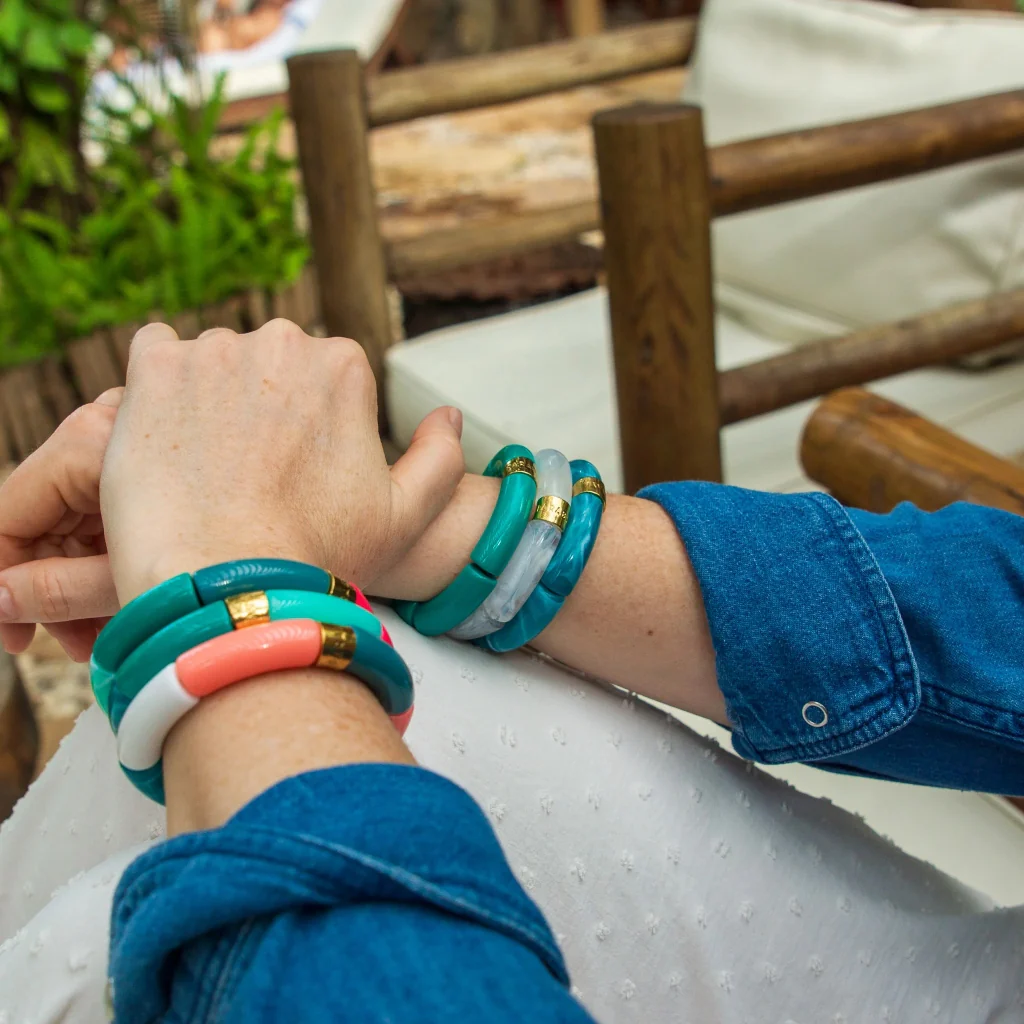 Colourful Resin Bracelet | Turquesa Mono | Parabaya - Image 6