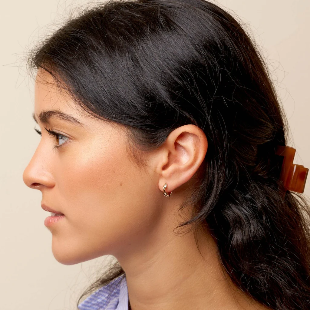 18ct Gold Plated Twist Huggie Earrings | Creil - Image 4