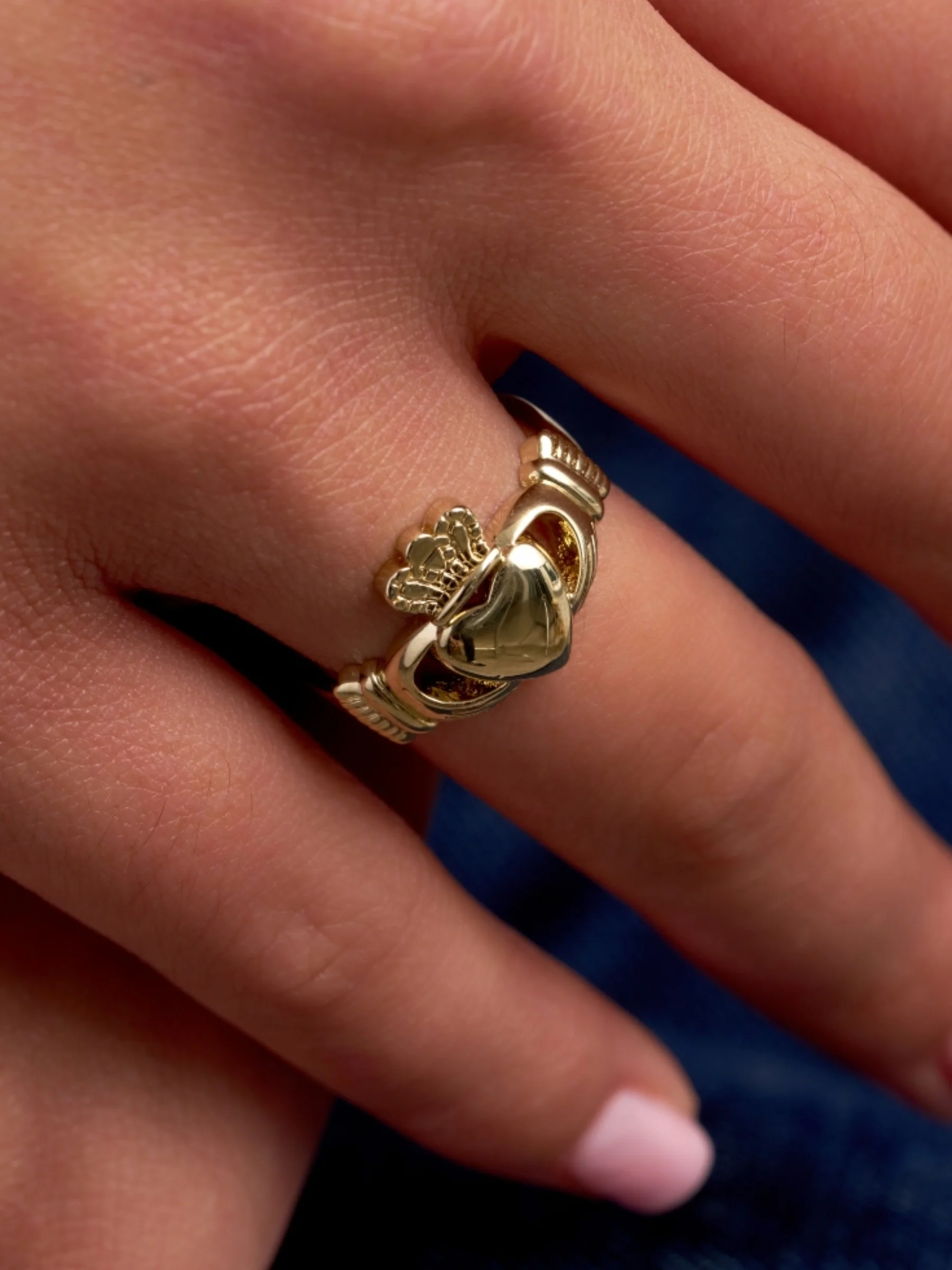 18ct Gold Plated Chunky Claddagh Ring | Saoirse - Image 7
