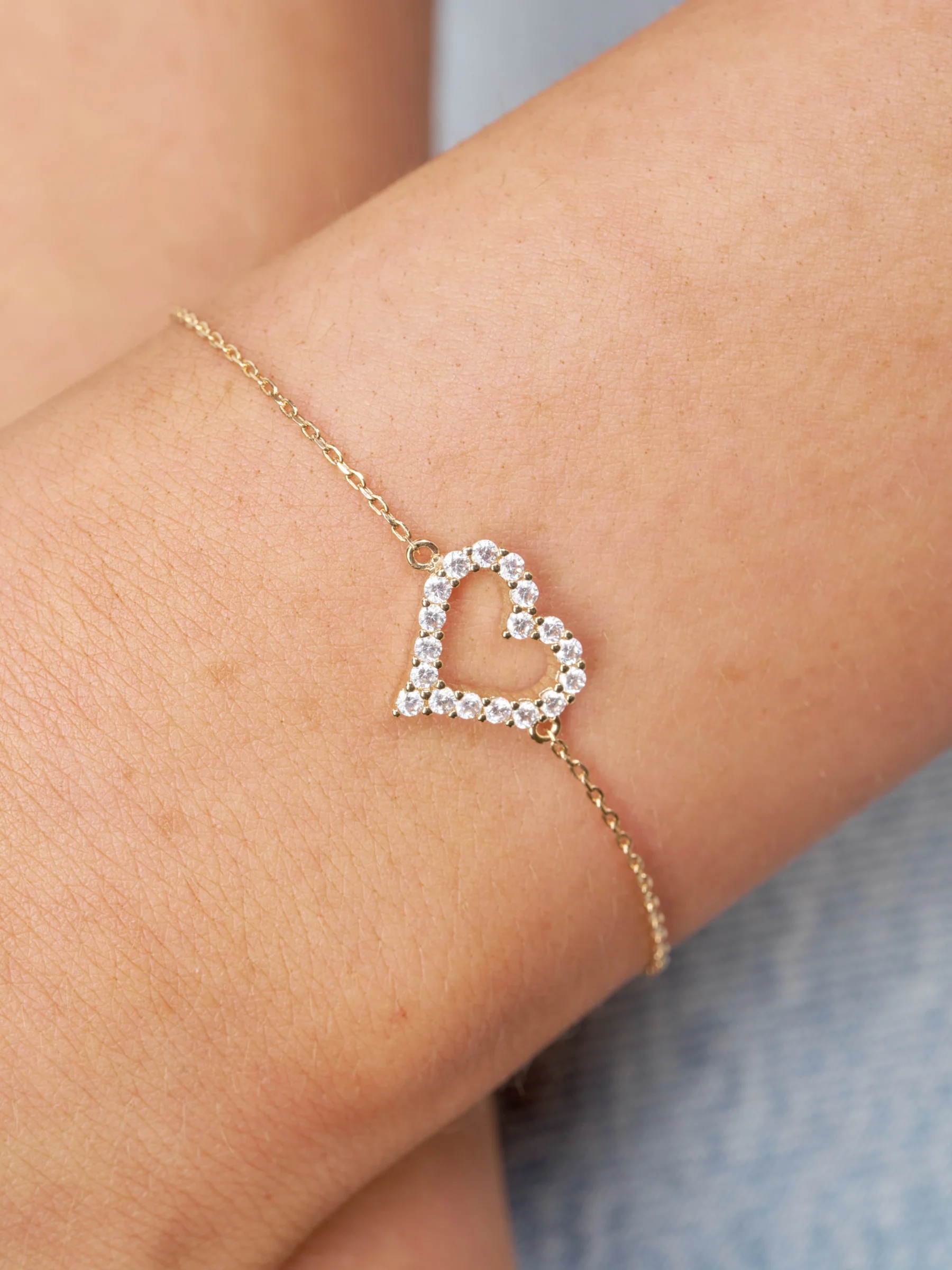 18ct Gold Plated Clear Stone Heart Bracelet | Bello - Image 3