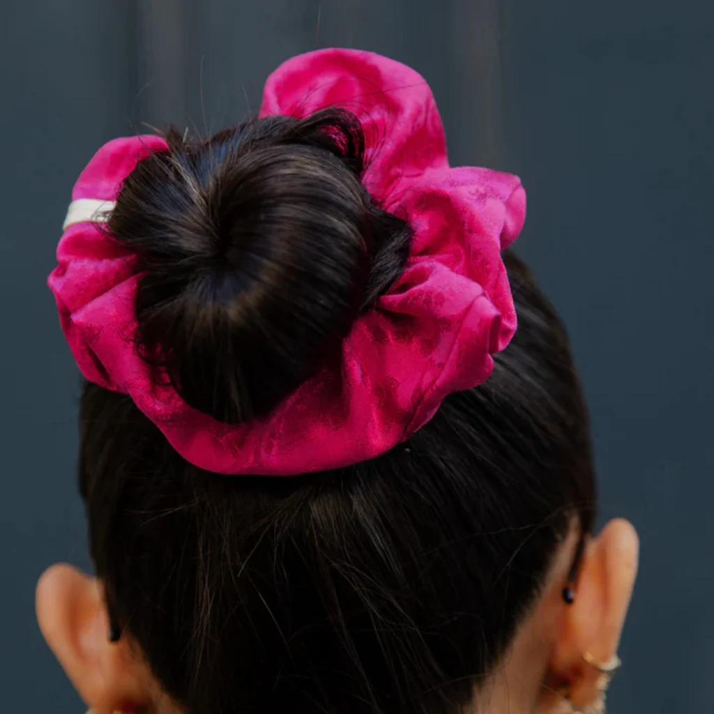 Hair Scrunchie | Pink Jacquard | Chou² - Image 2