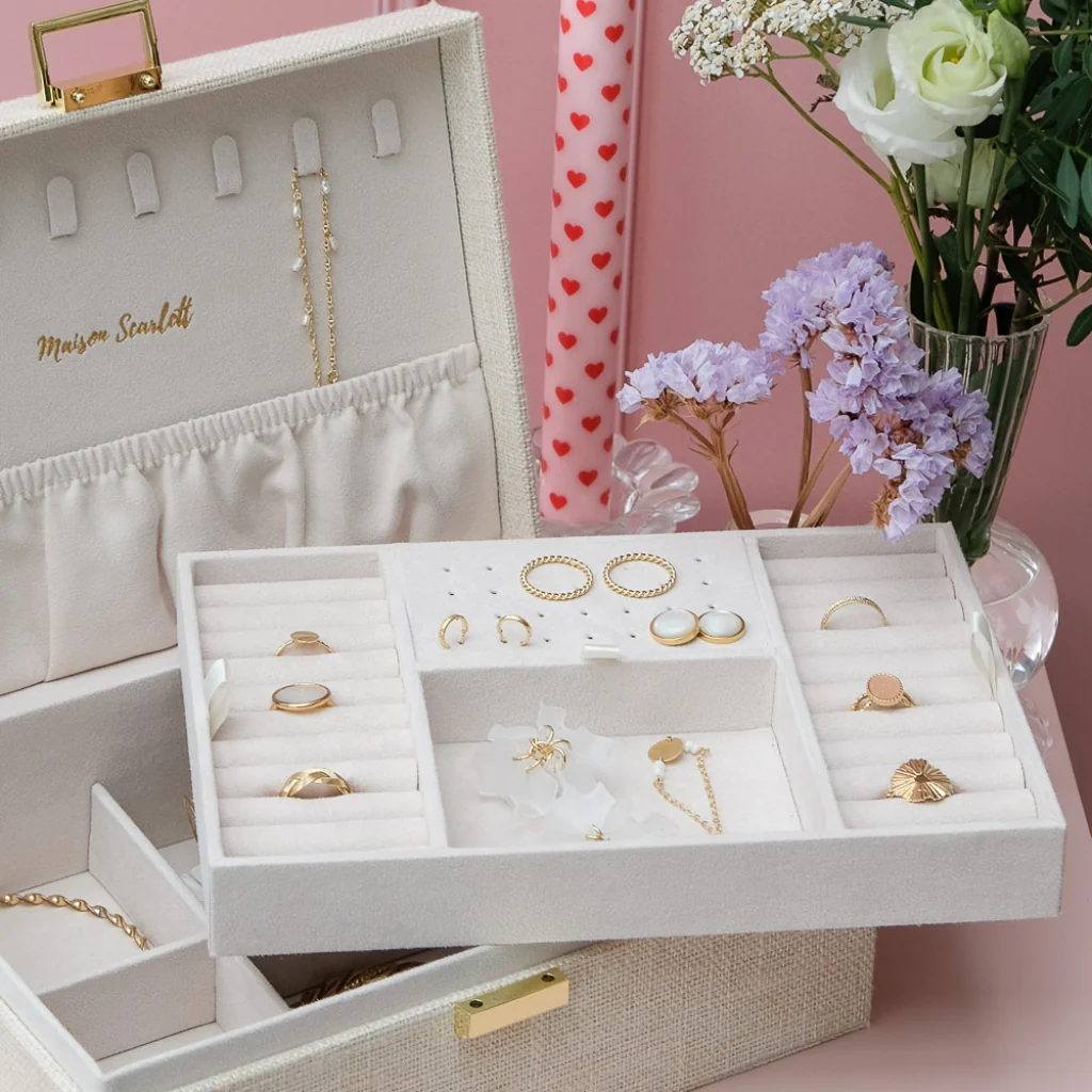 Large Rectangle Jewellery Box | Louise | Linen | Maison Scarlett - Image 7