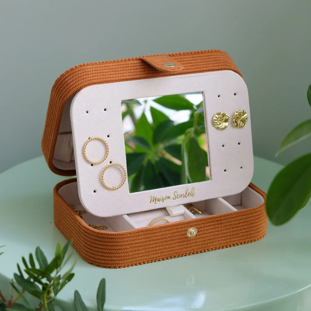 Rectangle Travel Jewellery Box | Brigitte | Corduroy | Maison Scarlett - Image 6