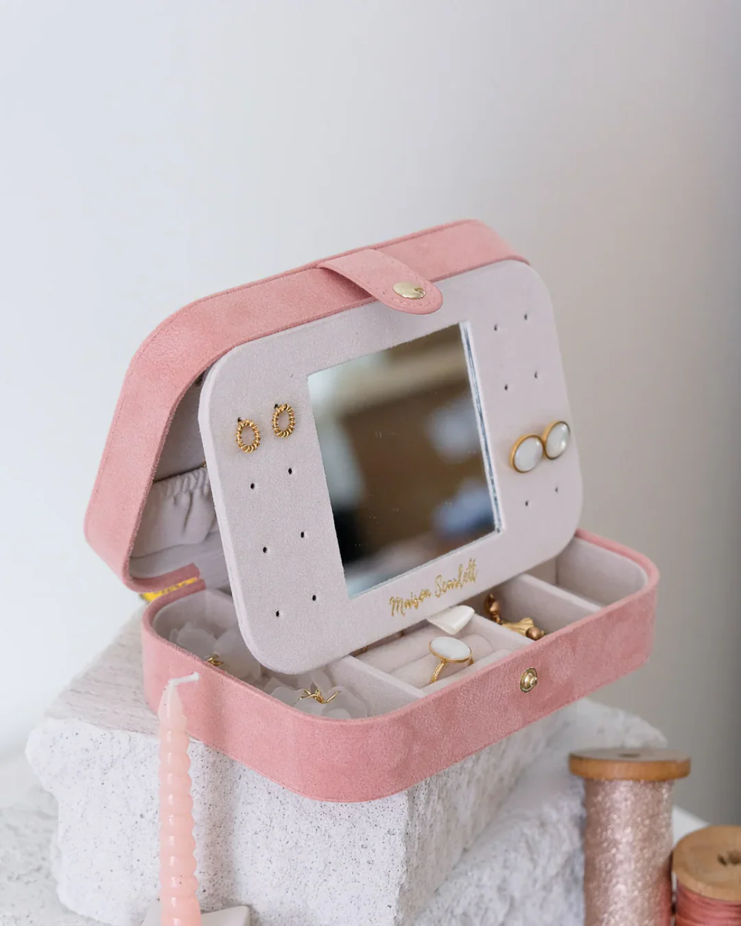 Rectangle Travel Jewellery Box | Brigitte | Velvet | Maison Scarlett - Image 4