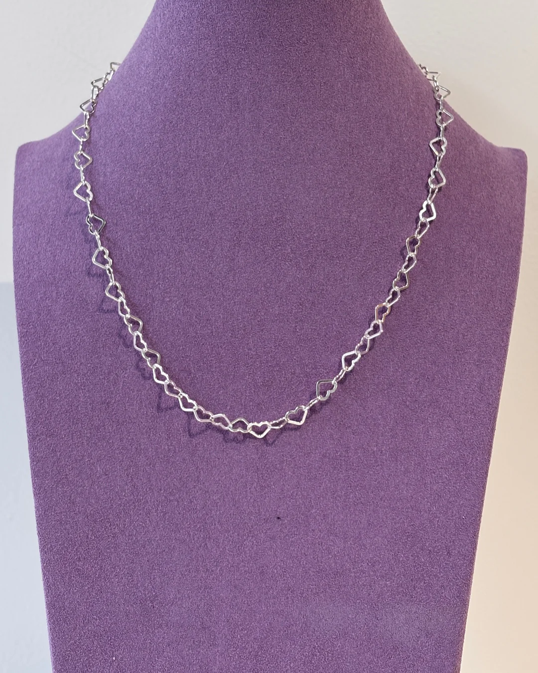Sterling Silver Loveheart Chain Necklace | Carini - Image 4