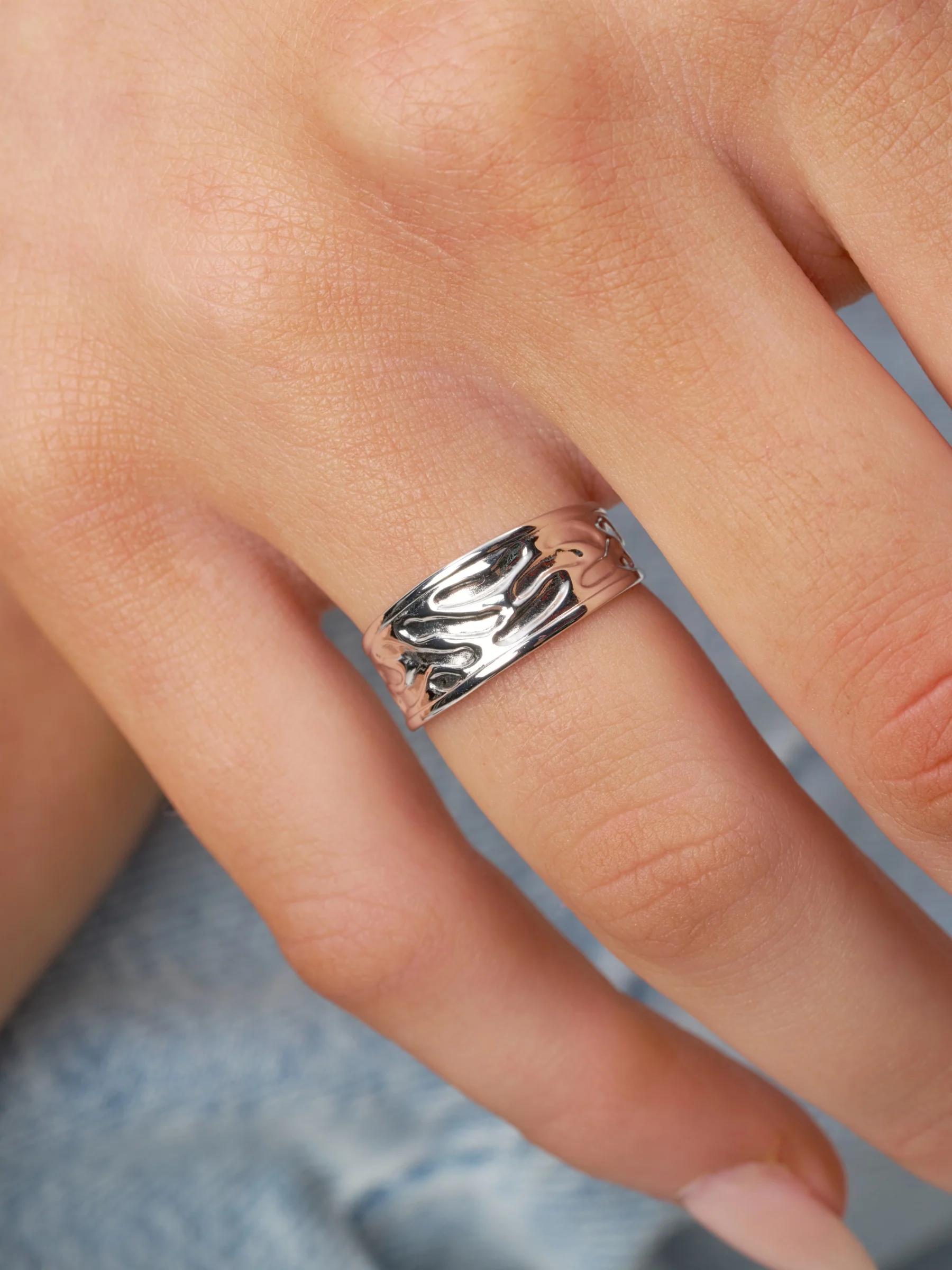 Sterling Silver Textured Band Ring | Zola - Image 4