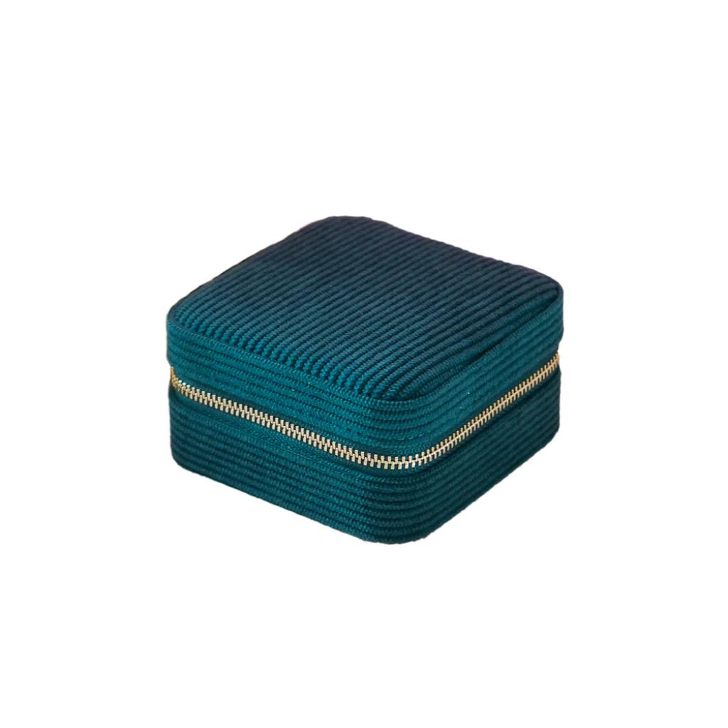 Square Jewellery Case | Corinne | Corduroy | Maison Scarlett - Image 4