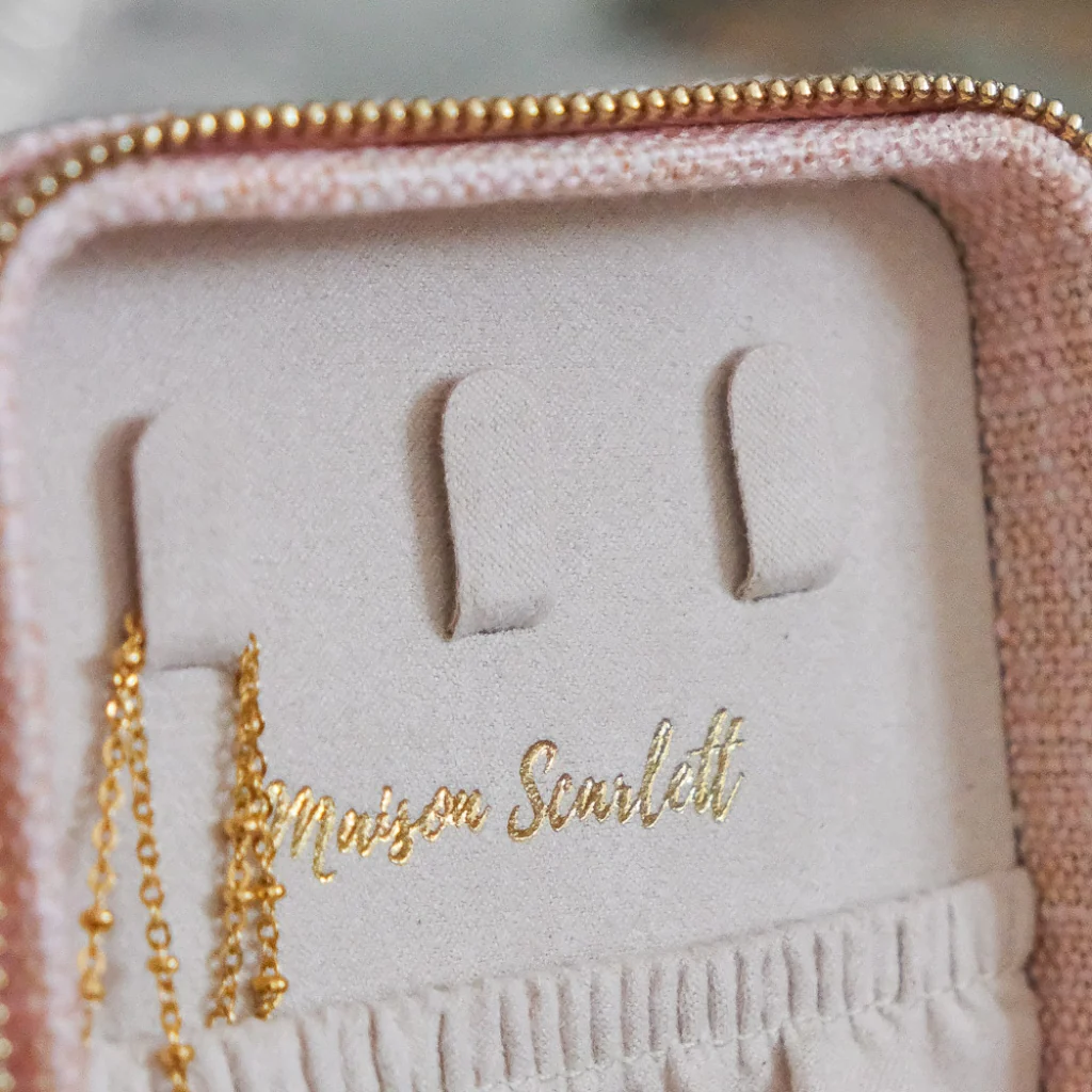 Square Jewellery Case | Corinne | Linen | Maison Scarlett - Image 10