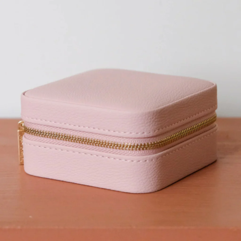 Square Jewellery Case | Corinne | Faux Leather | Maison Scarlett - Image 3