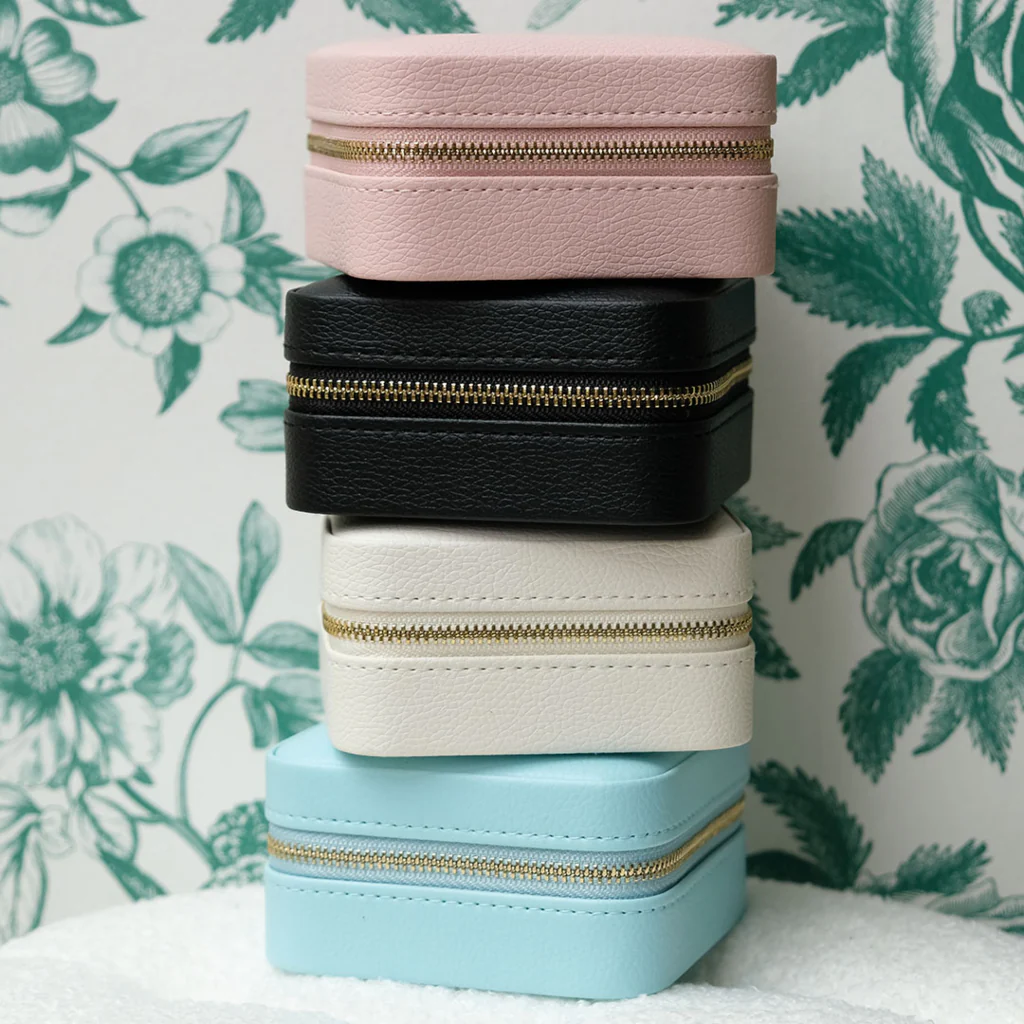 Square Jewellery Case | Corinne | Faux Leather | Maison Scarlett - Image 5
