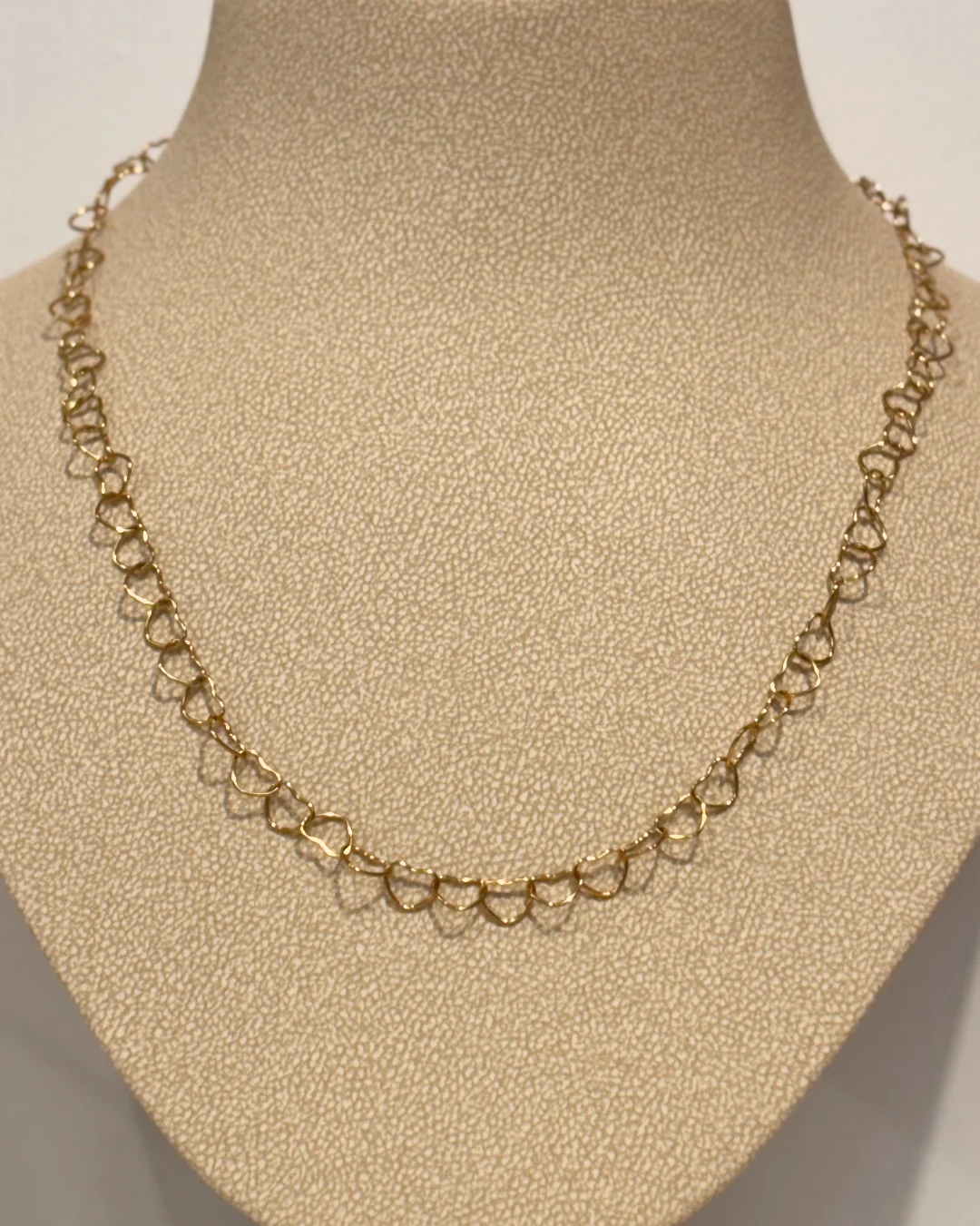 Steel Heart Link Necklace | Anartxy - Image 6