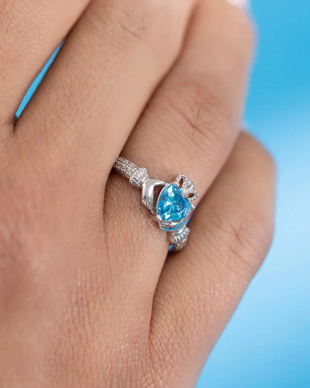 Sterling Silver Aquamarine Claddagh Ring | March Birthstone | Solvar - Image 2