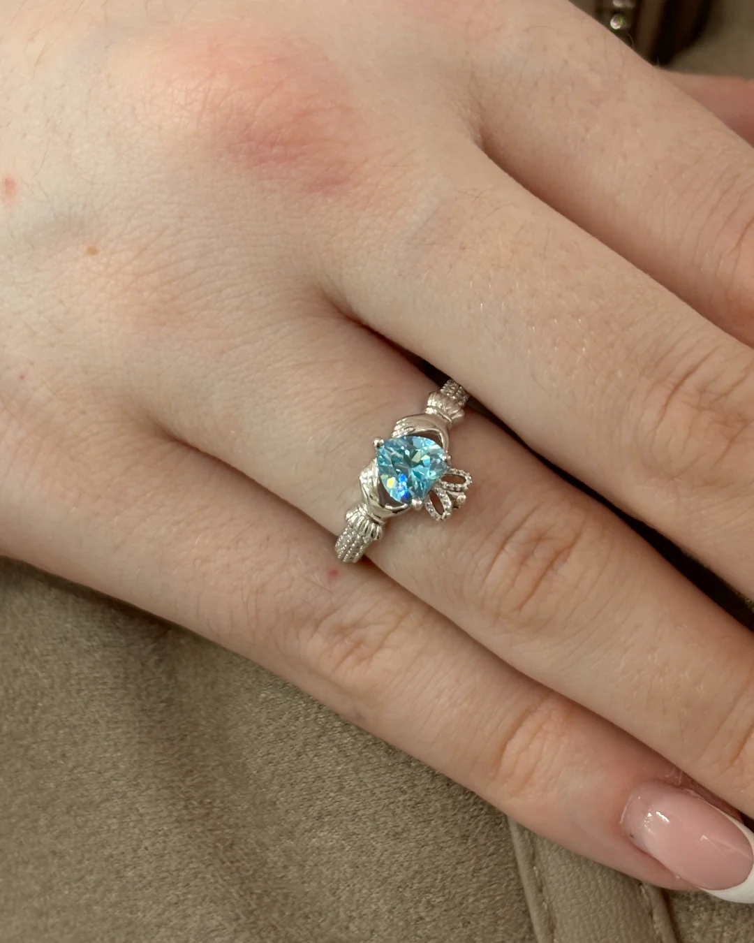 Sterling Silver Aquamarine Claddagh Ring | March Birthstone | Solvar - Image 5