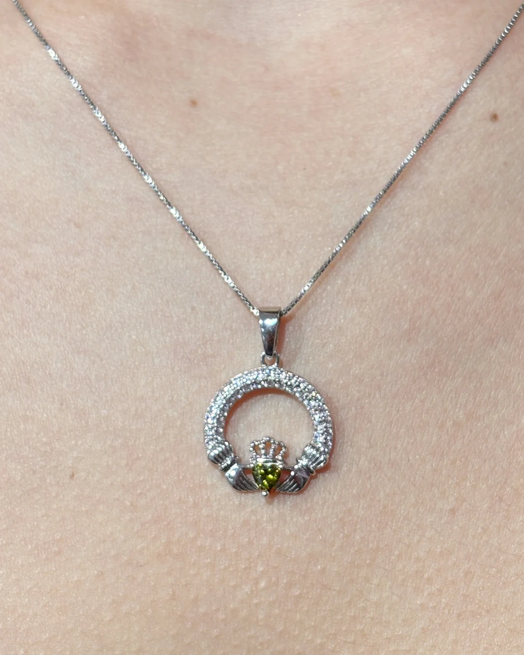 Sterling Silver Peridot Claddagh Necklace | August Birthstone | Solvar - Image 3