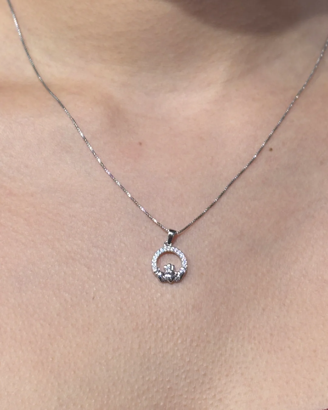 Sterling Silver & Cubic Zirconia Small Round Claddagh Pendant Necklace | Solvar - Image 5