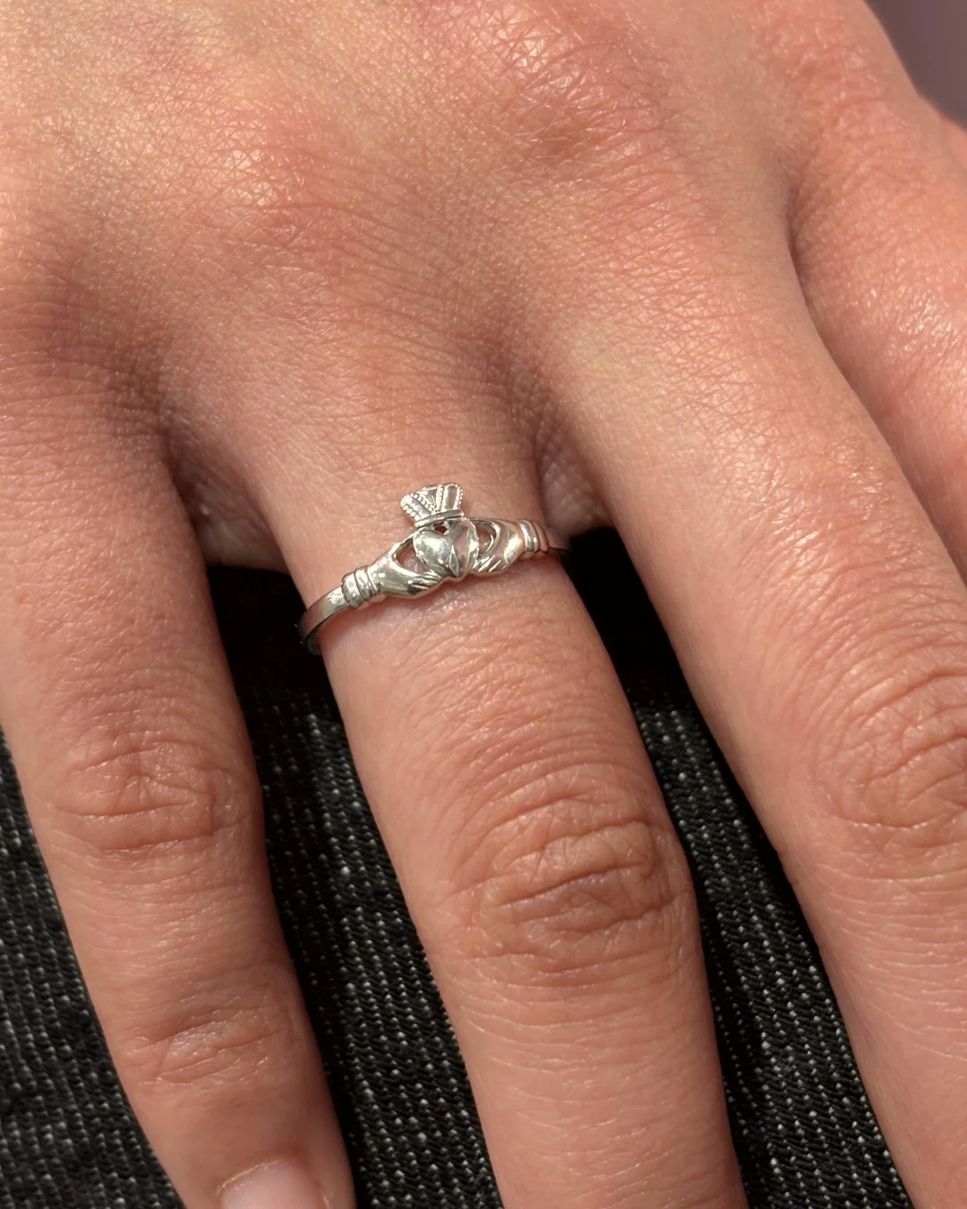 Sterling Silver Dainty Claddagh Ring | Dearbhla - Image 3