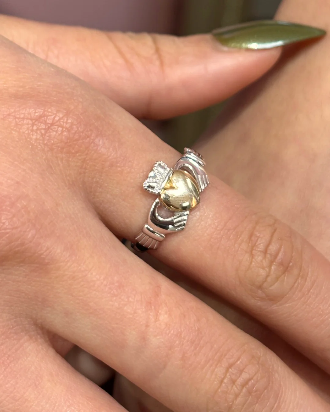 Sterling Silver Gold Heart Claddagh Ring | Solvar - Image 4