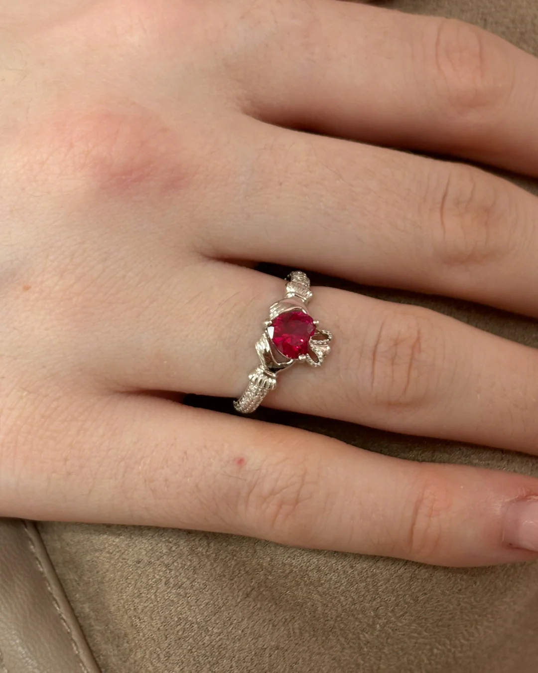 Sterling Silver Ruby Claddagh Ring | July Birthstone | Solvar - Image 4